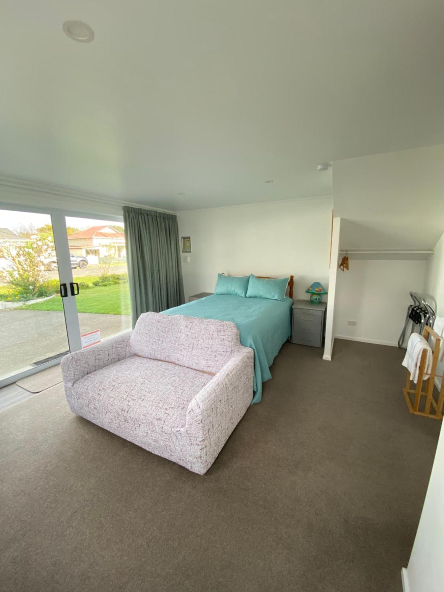 Birch Court - Tui Apartment Whanganui Exterior photo
